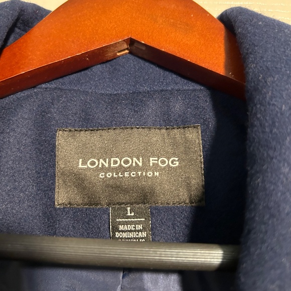 London Fog, Double Breasted, Ladies Navy Blue Peacoat with Scarf, Large, NWT - Picture 4 of 12